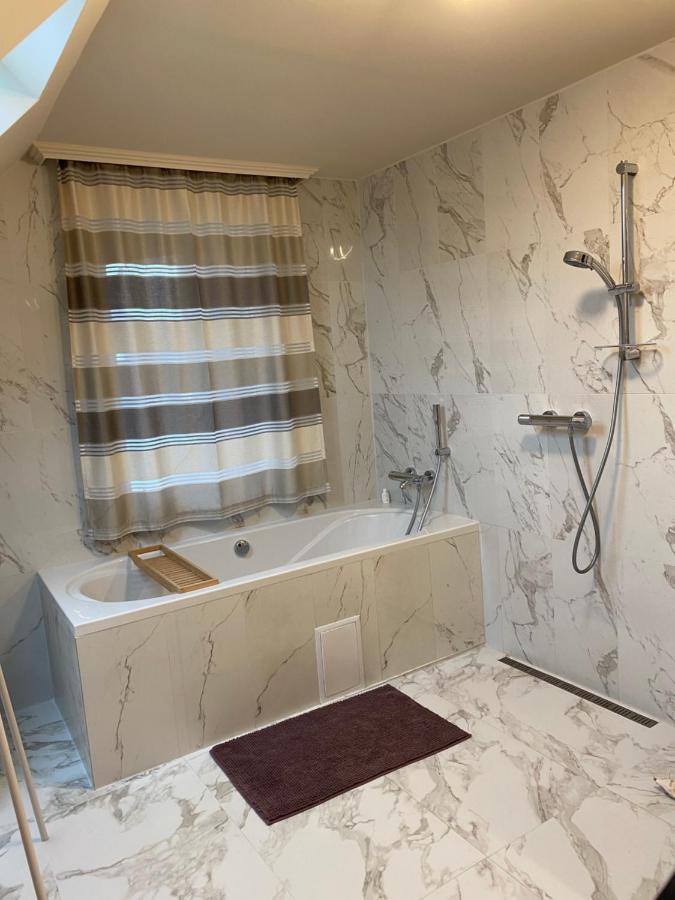 Annarosa Apartman Balatonszarszo Extérieur photo